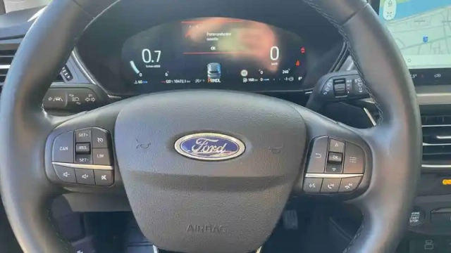 Ford Focus 1.5 ecoblue 115 powershift — photo 37