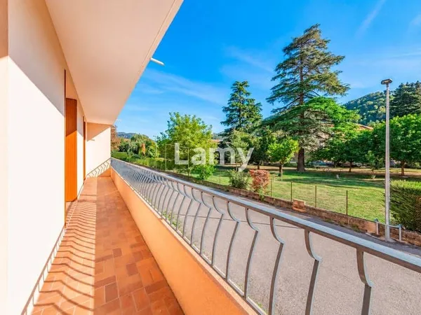 Appartement 3 pièces 56 m²