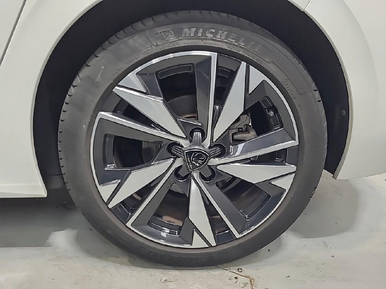 Peugeot 308 puretech 130ch s&s bvm6 allure — photo 16