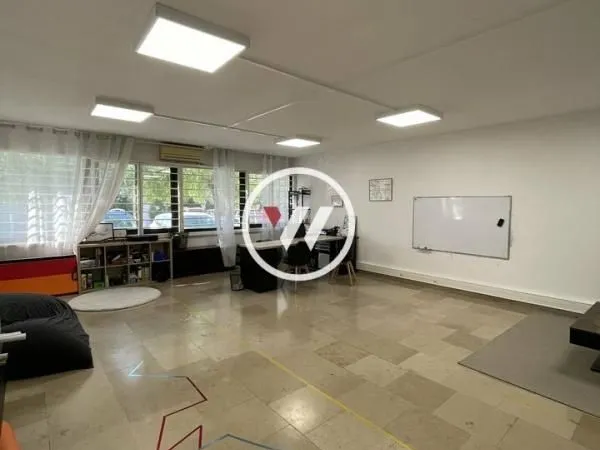 Bureaux 50 m²