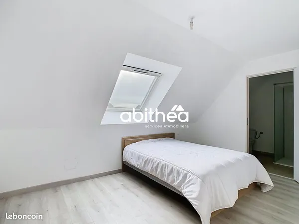 Appartement 8 pièces 19 m²