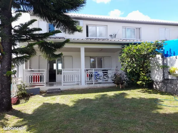 Maison f6 saint andre