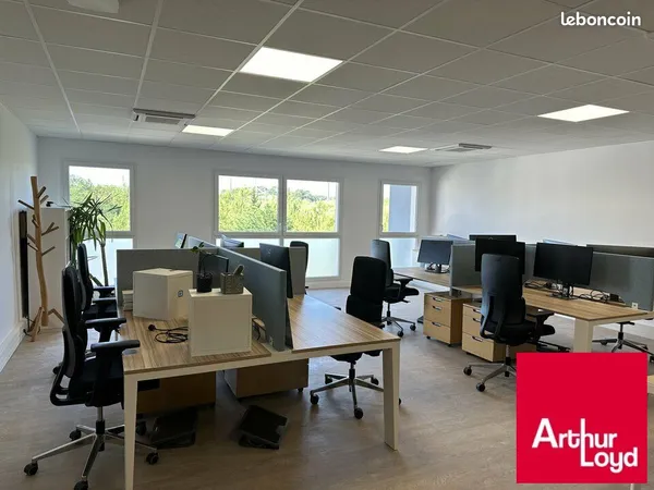 BUREAUX 76 m² SAINT JEAN DE LUZ