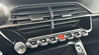 Peugeot 208 1.2 PureTech 100ch S&S Style 118g — photo 15