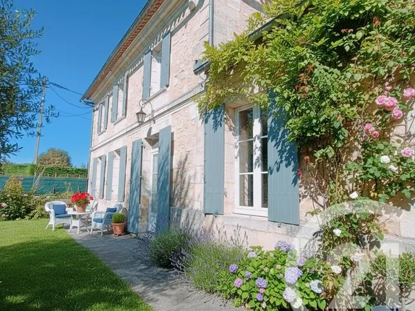 Maison 6 pièces 220 m²