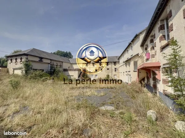 Immeuble 677 m²