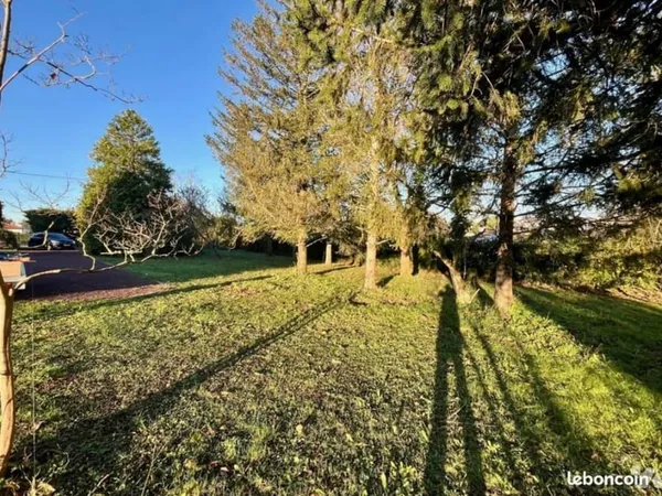 Terrain 1100 m²
