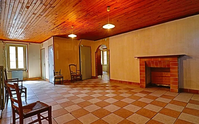 Photo 3