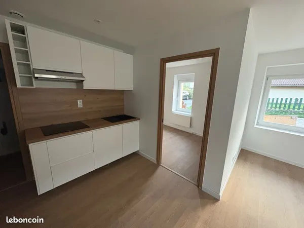 SUPERBE T2 NEUF DE 40 m² - VOUVRAY (01200) - PARKING PRIVÉ