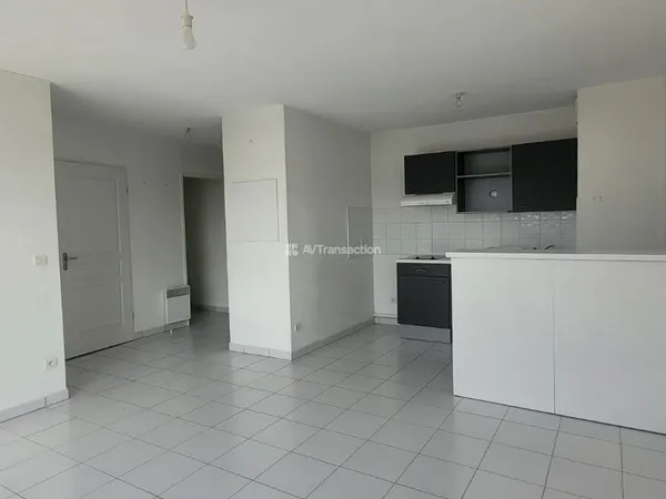 33290 - PAREMPUYRE - APPARTEMENT T2 40M2 - RESIDENCE LA ROSERAIE