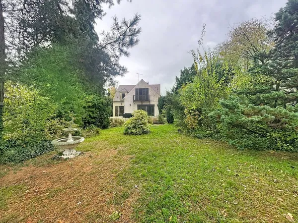 Maison 6 pièces 150 m²