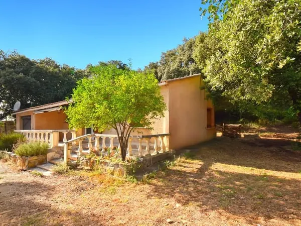 Maison 2 ch, garage - 62 m²