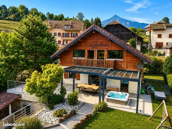 Maison à Chatillon sur Cluses