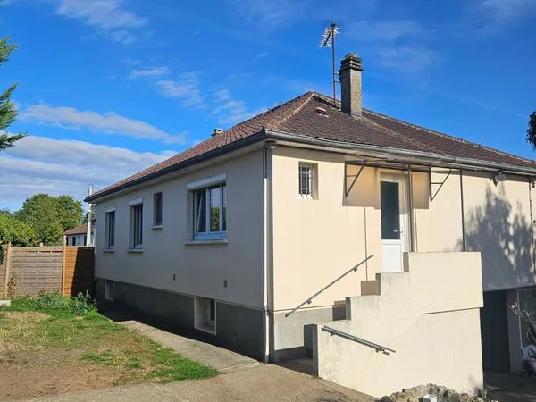 Maison T4 de 75 m² sur sous-sol total - Terrain clos d'environs 600 m² - Évreux (Quartier Saint-Mich