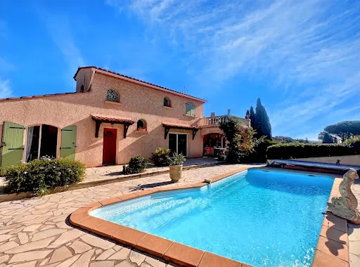 Villa 7 pièces 160 m²