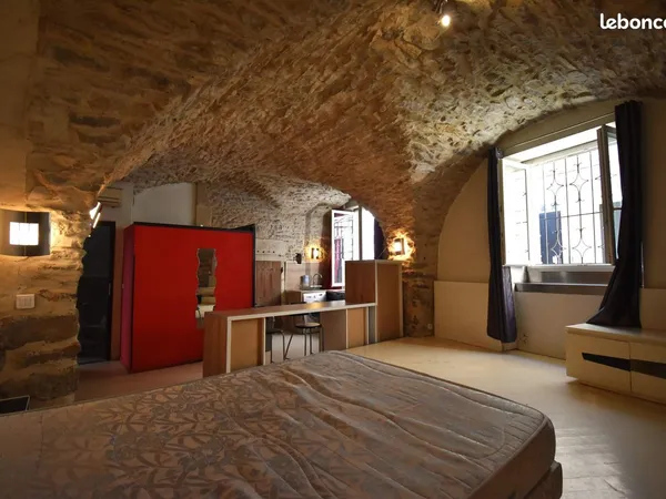 Appartement Studio meublé 39 m² Nîmes Saint-Césaire incluant Electricité - Eau - Internet