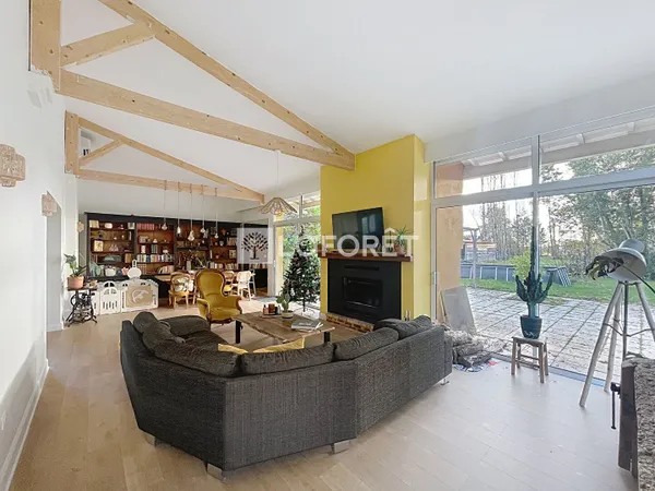 Maison 7 pièces 200 m²