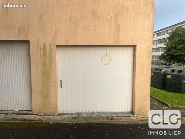 Parking/box QUIMPER