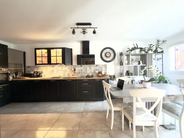 Maison 5 pièces 149 m²