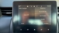 Renault Clio 1.0 TCe 90ch Equilibre — photo 13