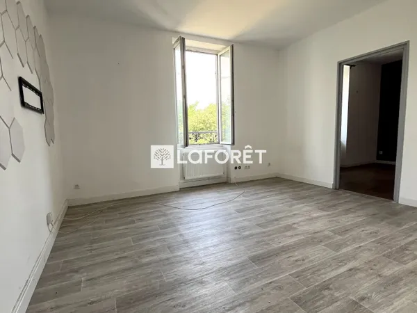 Appartement 6 pièces 85 m²
