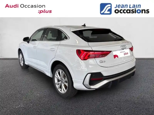 Audi Q3 sportback 35 tfsi 150 ch — photo 7