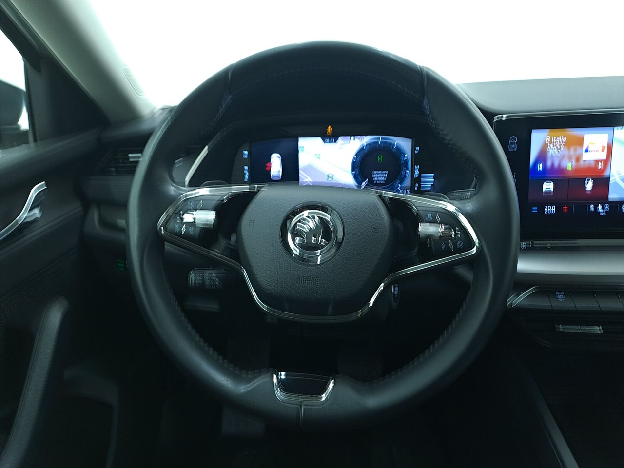 Skoda Octavia Combi — photo 14