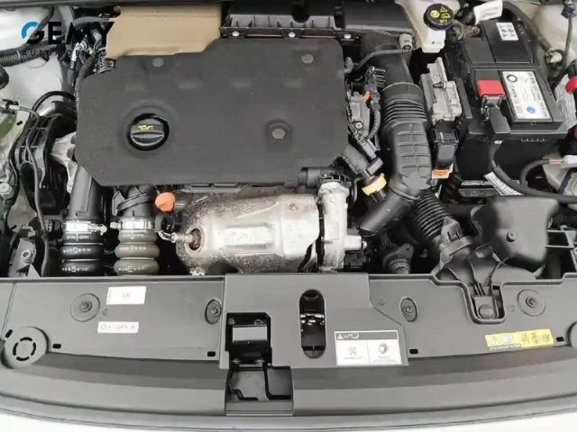 Peugeot 208 bluehdi 100 s&amp;s bvm6 — photo 12