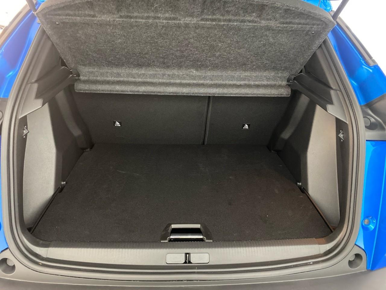 Peugeot 2008 100 s&s bvm6 allure — photo 6