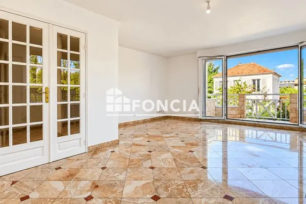 Appartement 4 pièces 80 m²