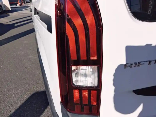 Peugeot Rifter standard puretech 110 s&amp;s bvm6 5pl — photo 17