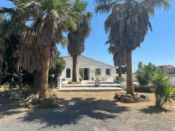 MARSEILLAN-PLAGE - ENSEMBLE IMMOBILIER DE CARACTÈRE À FORT POTENTIEL