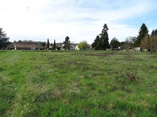 Terrain constructible 2603 m²
