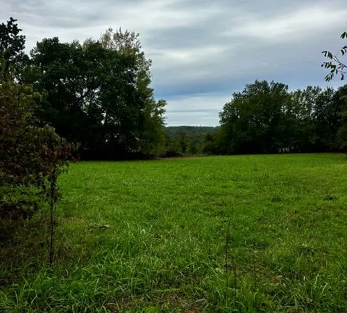 TERRAIN A MAURENS