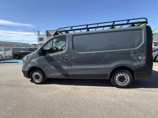 Renault Trafic fg l1h1 2t8 2.0 blue dci 130ch grand confort — photo 8