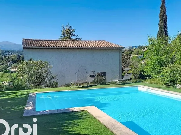 Maison 4 pièces 166 m²
