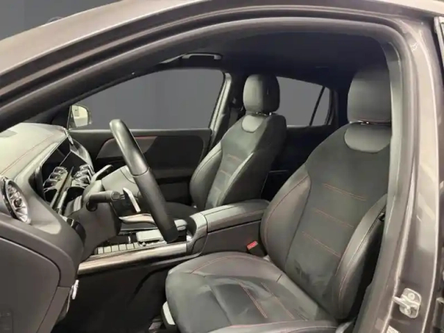 Mercedes Eqa 250+ amg line — photo 35