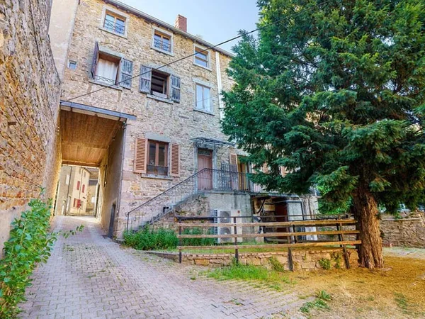 Immeuble 275 m²