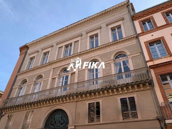 Bureau 184 m²