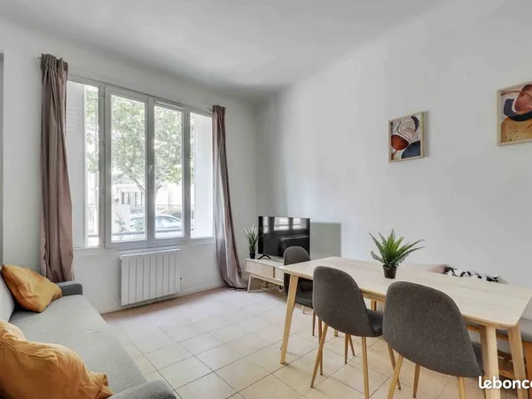 Appartement 3 pièces À Louer non meublé