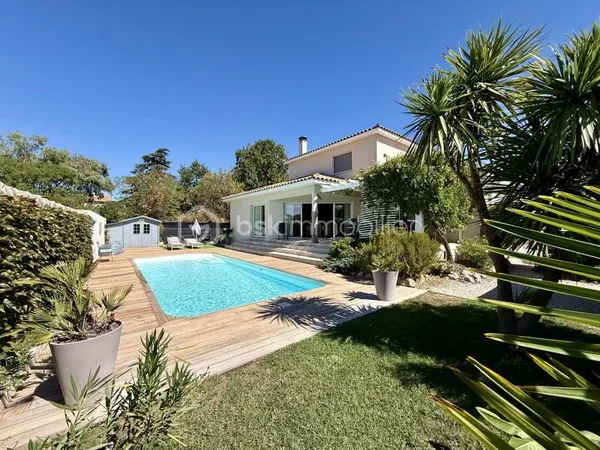 Maison 6 pièces 162 m²