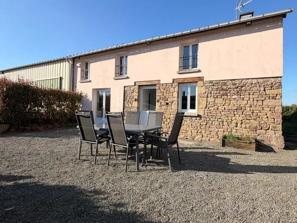 Maison meublée 3 chambres à louer - Tessy-Bocage