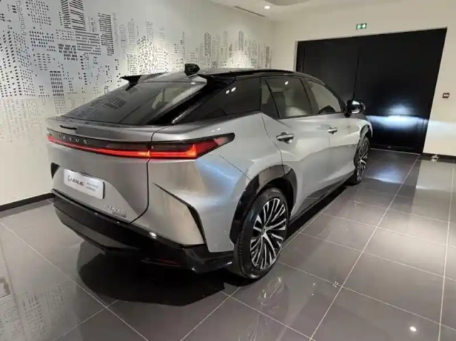 Lexus Rz 500e executive mc26 — photo 6