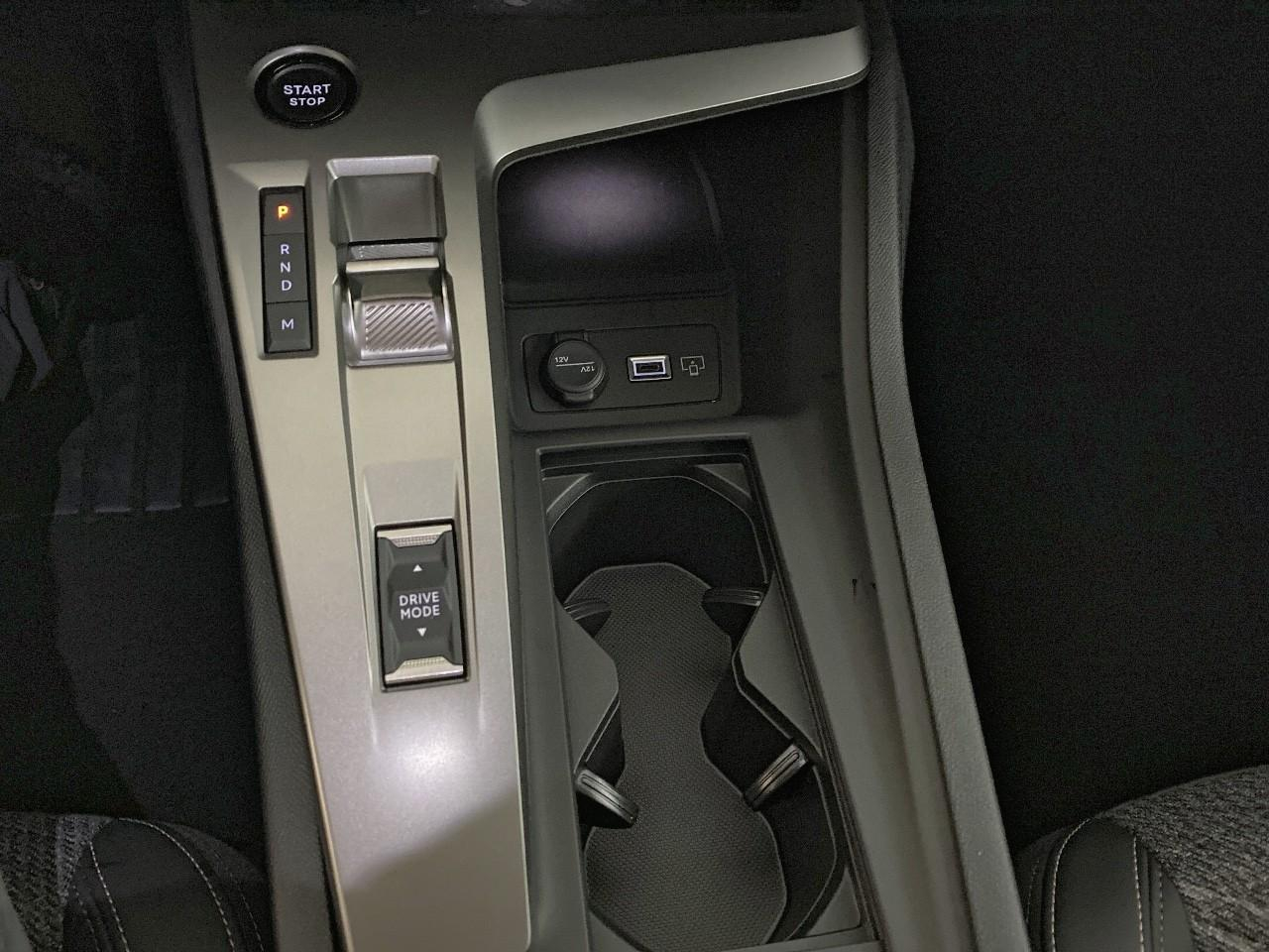 Peugeot 308 bluehdi 130ch s&s eat8 allure — photo 17