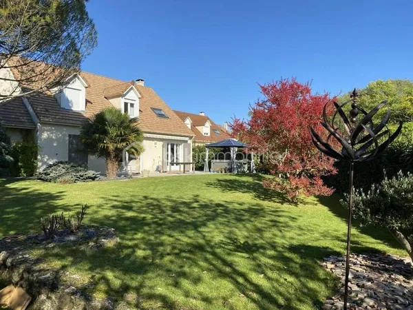 Villa 7 pièces 154 m²