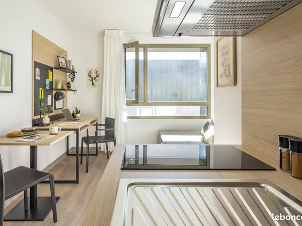Studio 3 pièces 49 m²