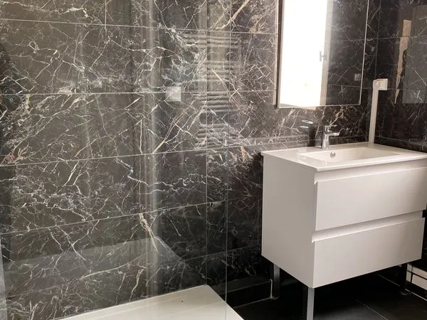 Location APPARTEMENT 3 PIÈCES 68 M2