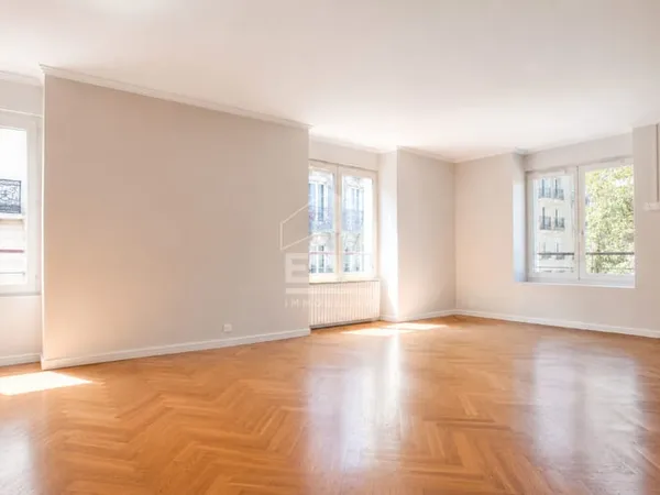 Appartement 4 pièces 91 m²-MÉTRO L12-CALME-PARKING