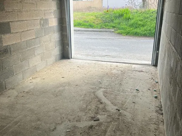 Parking/box 15 m² Saint-Gervasy