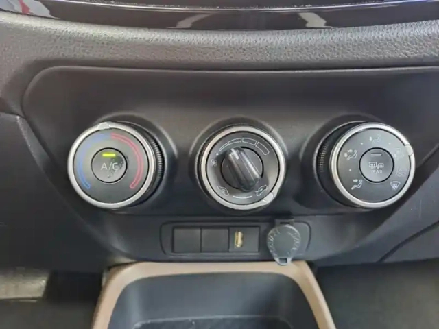 Toyota Aygo 1.0 s-cvt 72 design — photo 15